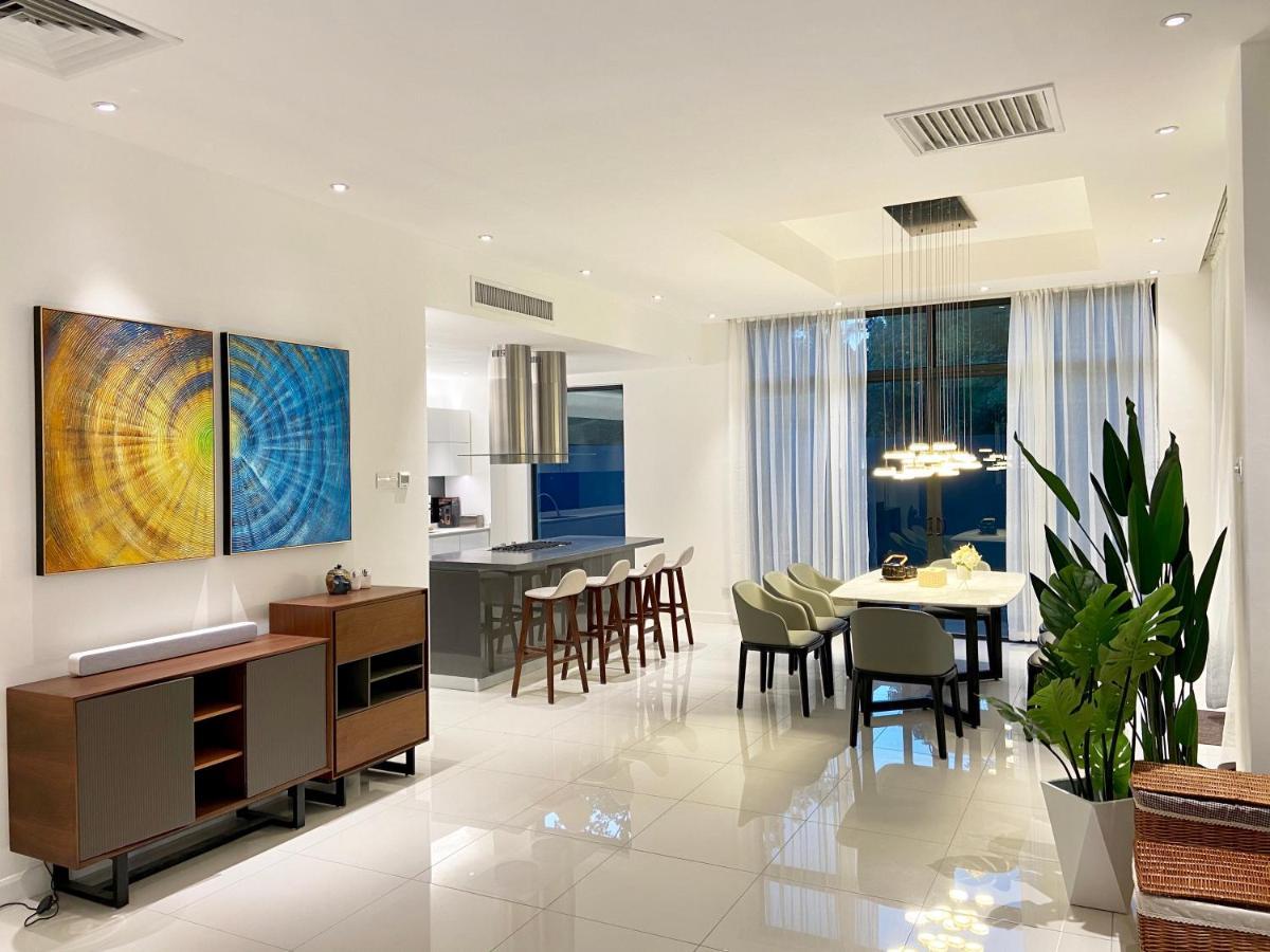 Molly Luxury Private Pool Bungalow茉莉的家豪华私人泳池别墅 Pantai Cenang  Exteriör bild