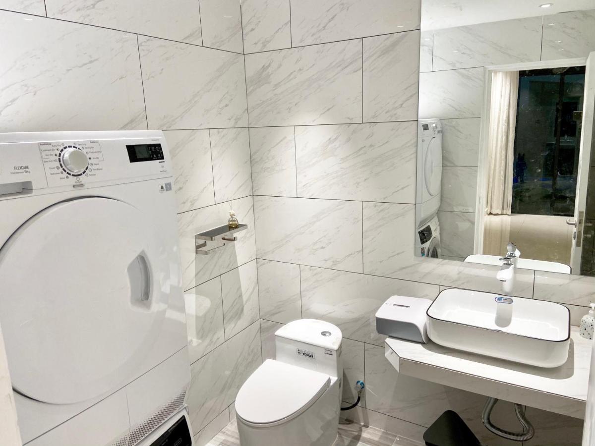 Molly Luxury Private Pool Bungalow茉莉的家豪华私人泳池别墅 Pantai Cenang  Exteriör bild